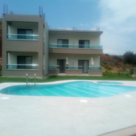 Efrilias Studios & Apartments كيساموس المظهر الخارجي الصورة