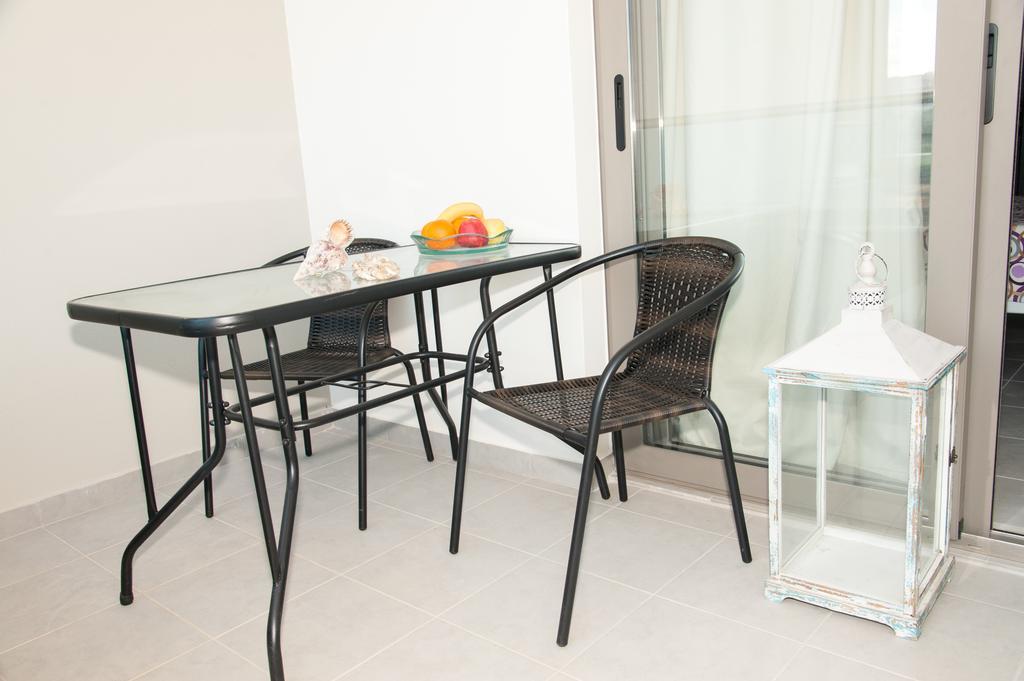 Efrilias Studios & Apartments كيساموس المظهر الخارجي الصورة